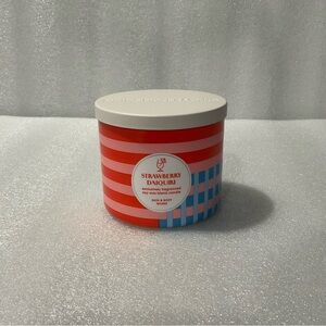 Bath and Body Works Strawberry Daiquiri 3-Wick Candle